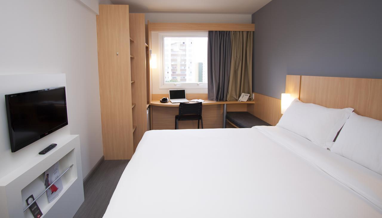 Ibis Cascavel Hotell Eksteriør bilde